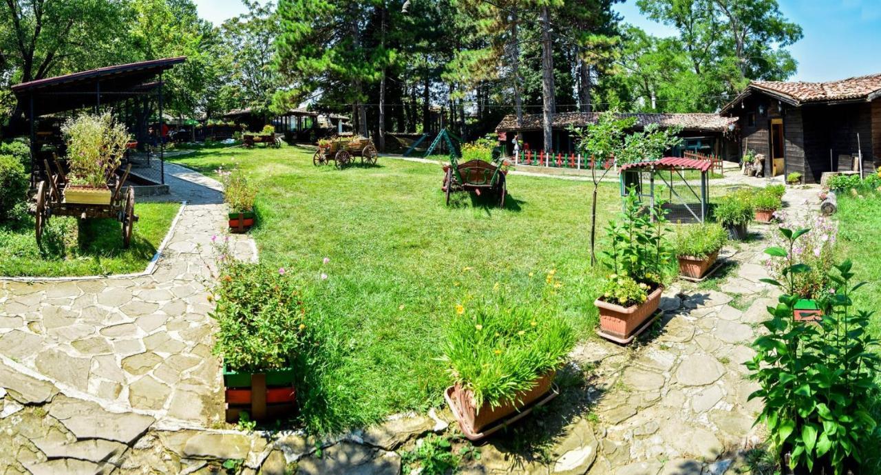 Hotel Izvora - Garden Retreat Arbanassi Exterior foto