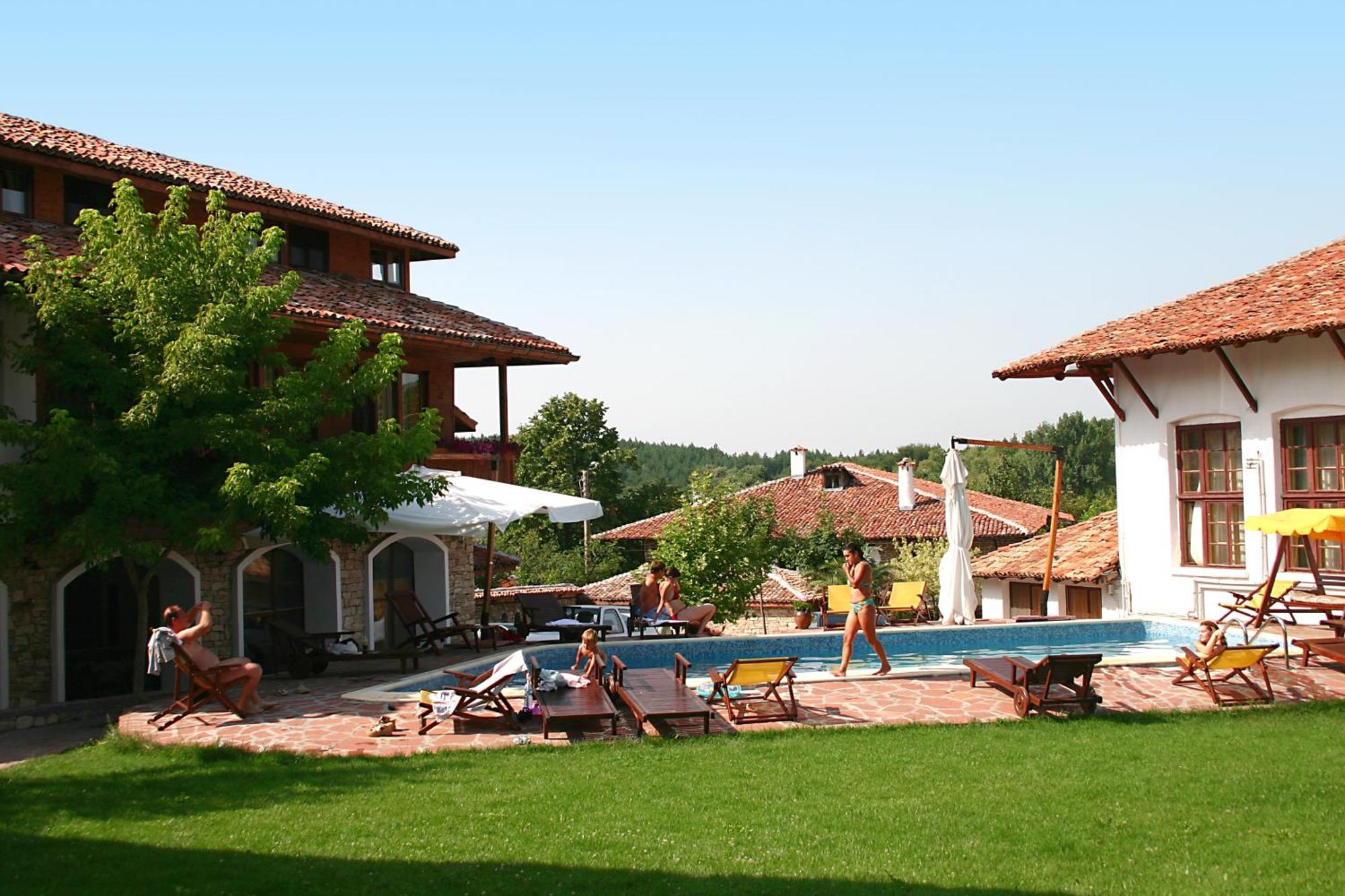 Hotel Izvora - Garden Retreat Arbanassi Exterior foto