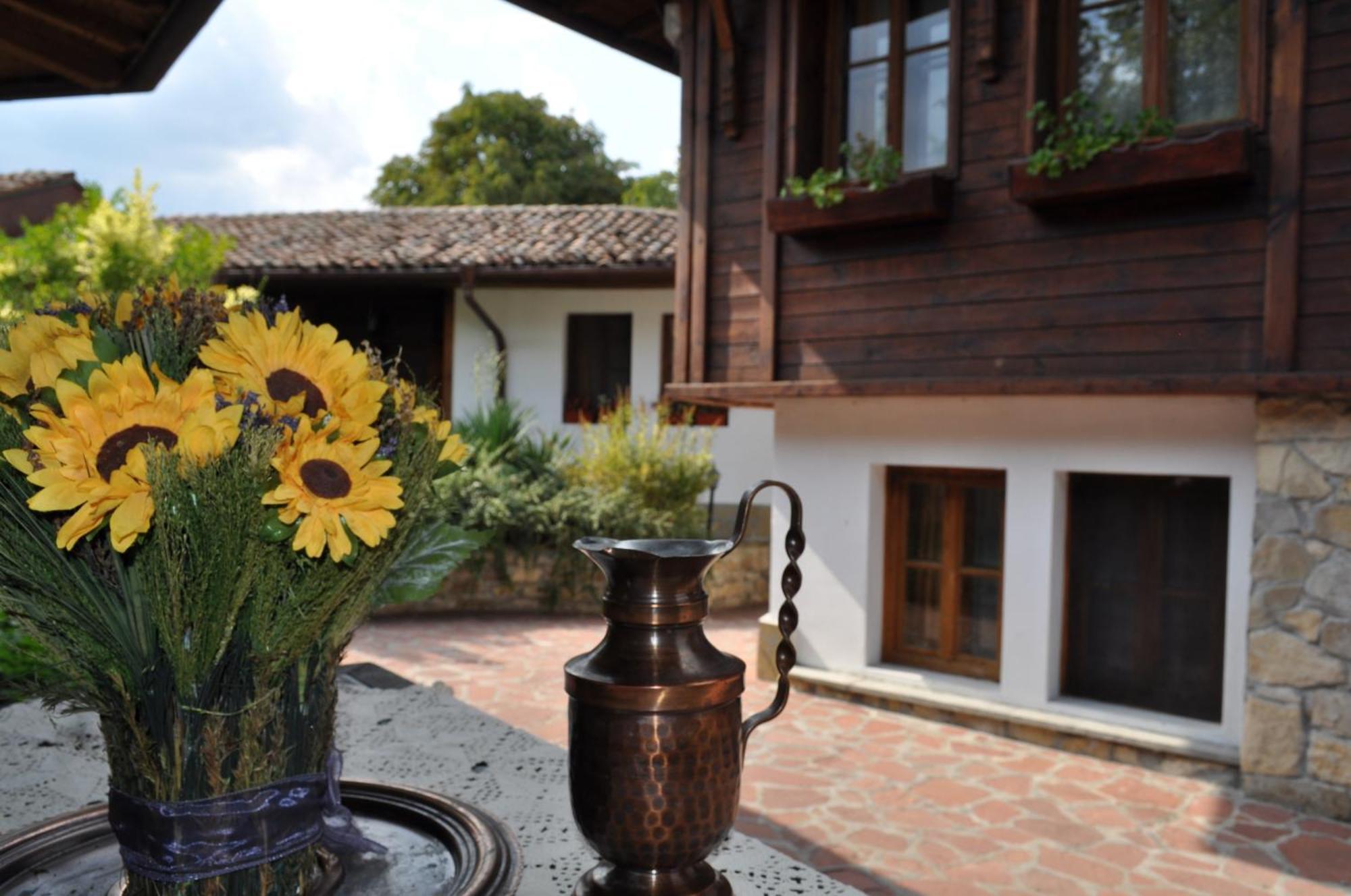 Hotel Izvora - Garden Retreat Arbanassi Exterior foto