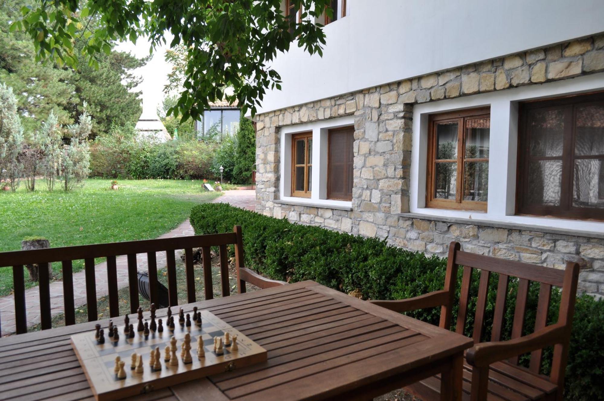 Hotel Izvora - Garden Retreat Arbanassi Exterior foto