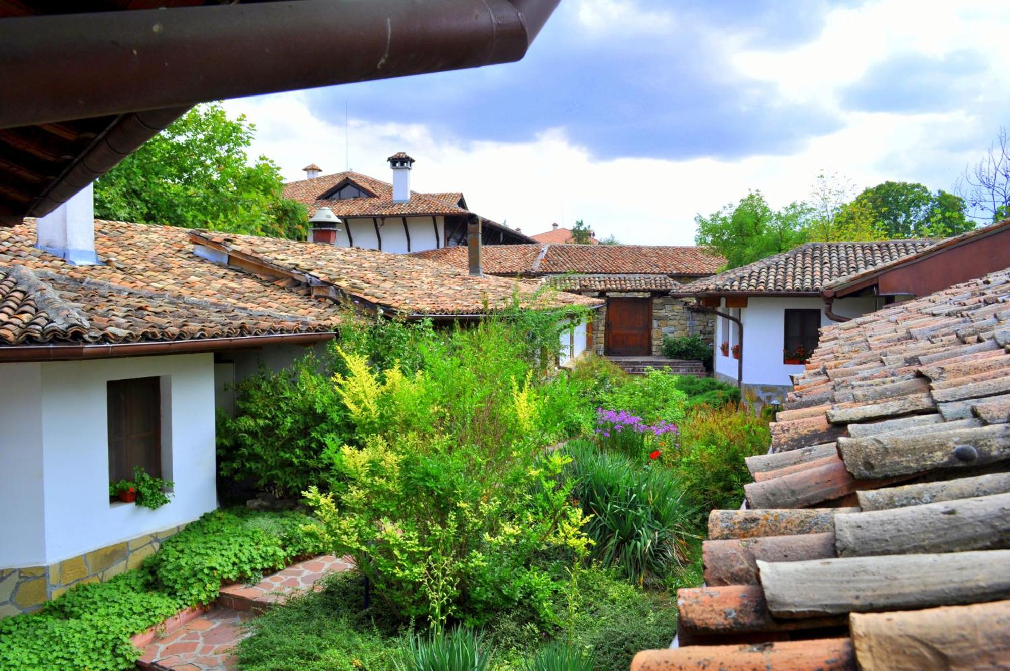 Hotel Izvora - Garden Retreat Arbanassi Exterior foto