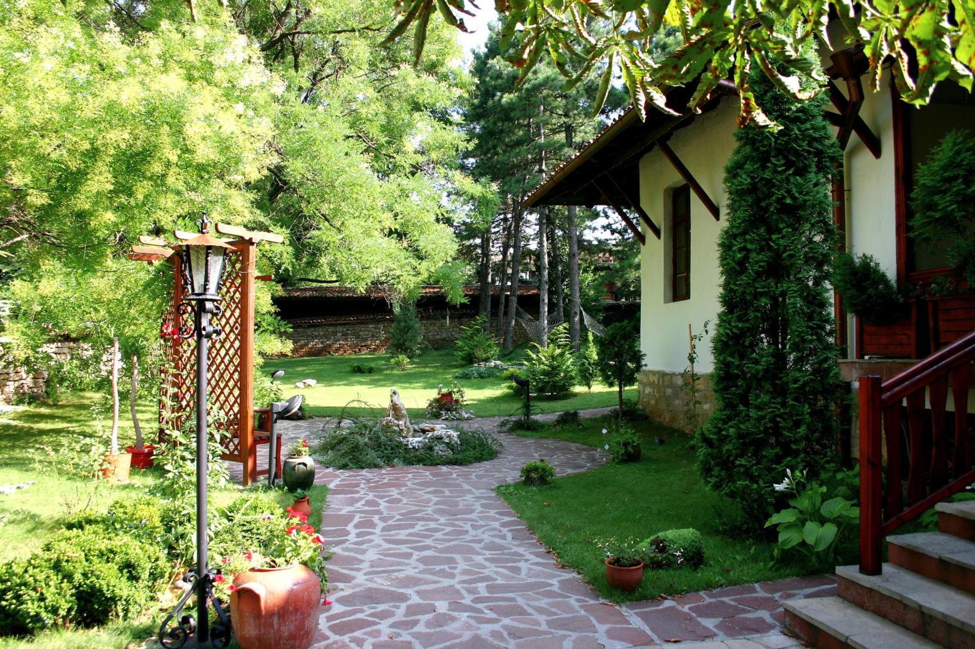 Hotel Izvora - Garden Retreat Arbanassi Exterior foto