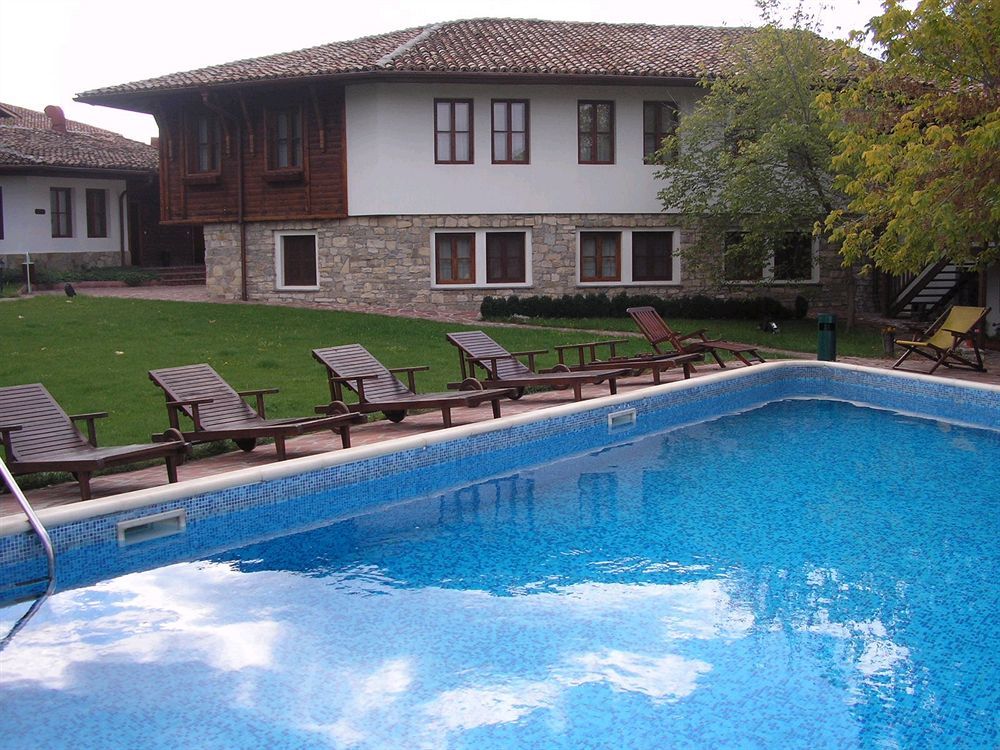 Hotel Izvora - Garden Retreat Arbanassi Exterior foto